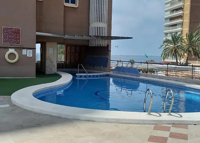Centro Primera Linea Con Piscina * بينايدورم