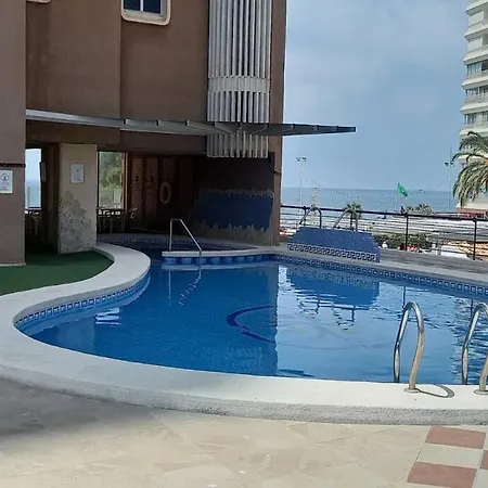 Centro Primera Linea Con Piscina * 베니돔